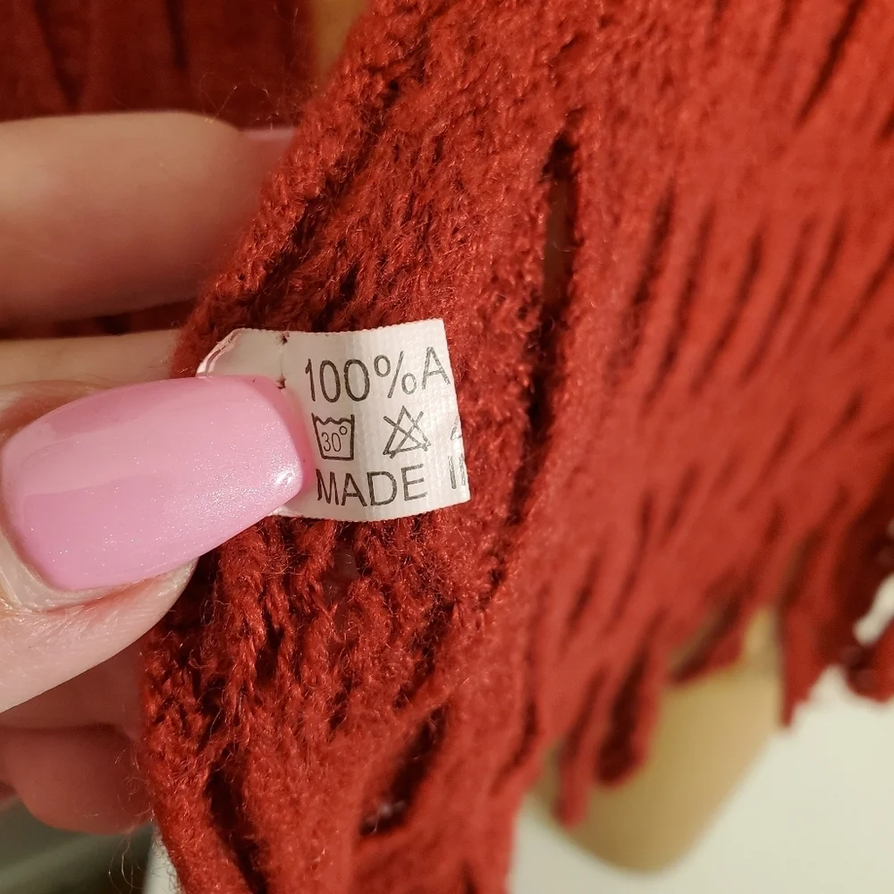 Deep Red Knitted scarf
